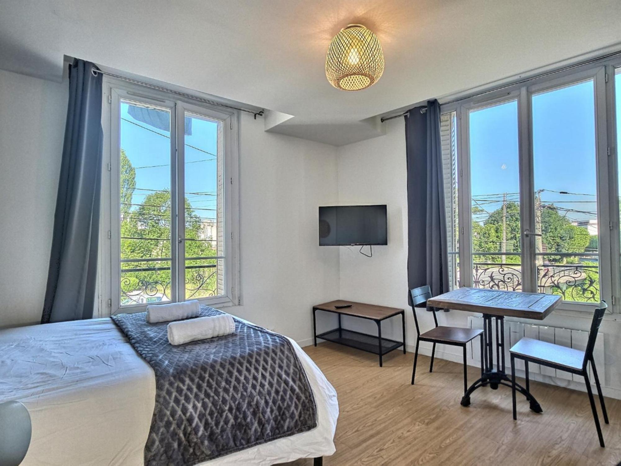 Studio Au Bord Du Canal Chelles  Exterior photo